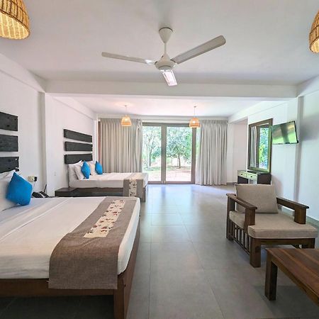 Pinthaliya Resort Sigiriya Eksteriør billede